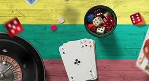Antarmuka permainan Relax Gaming di mpo888asia menampilkan slot Aviator dengan grafis jernih
